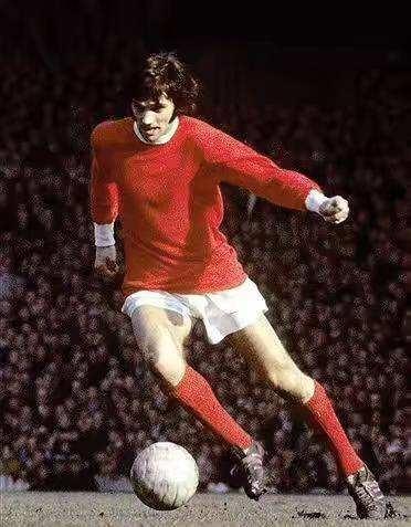 先一杆险胜 先一杆险胜